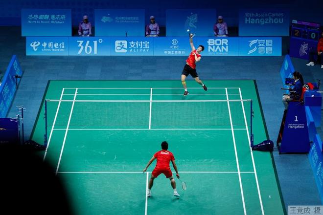 试图冻结姆 试图冻结姆