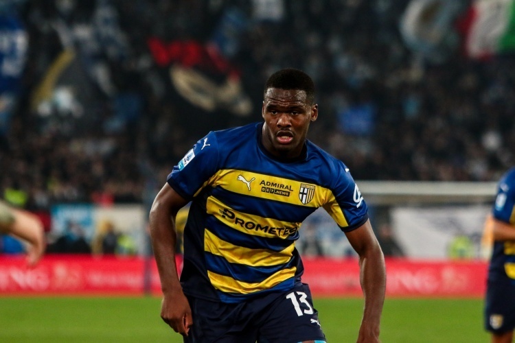 守磁扣的C 守磁扣的C