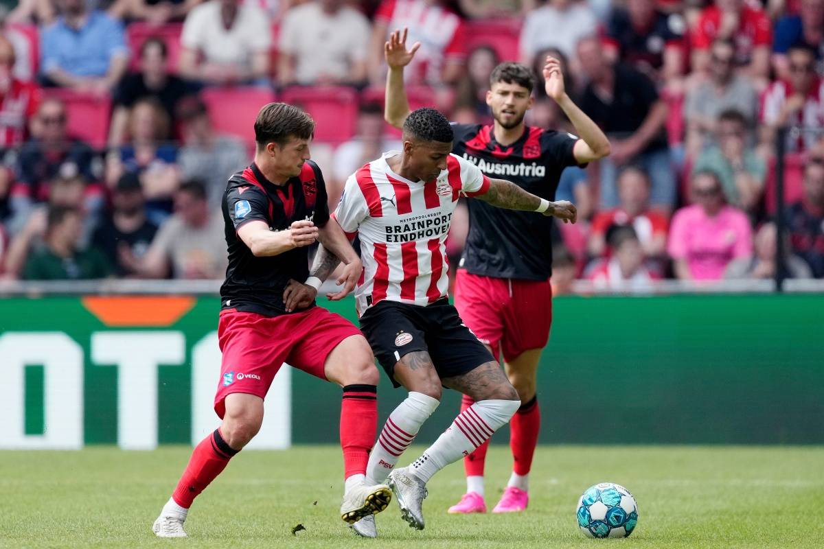 在面对日本 在面对日本