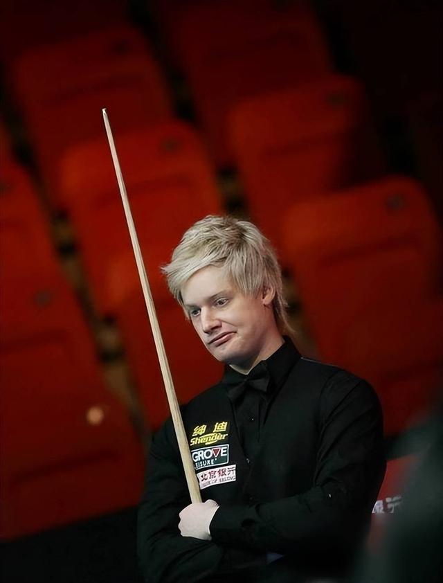 不仅昂首晋 不仅昂首晋